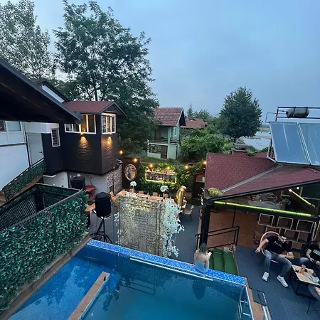 Hype House Holiday home